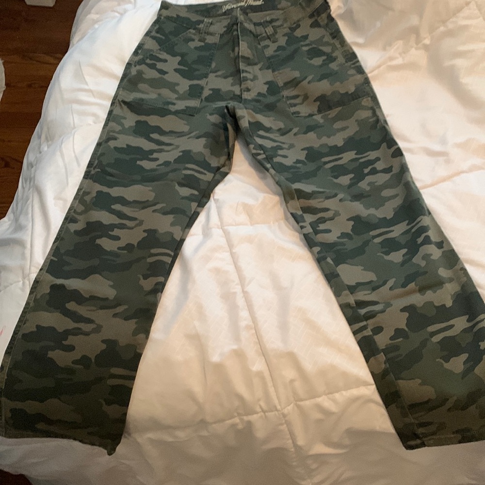 camo pants